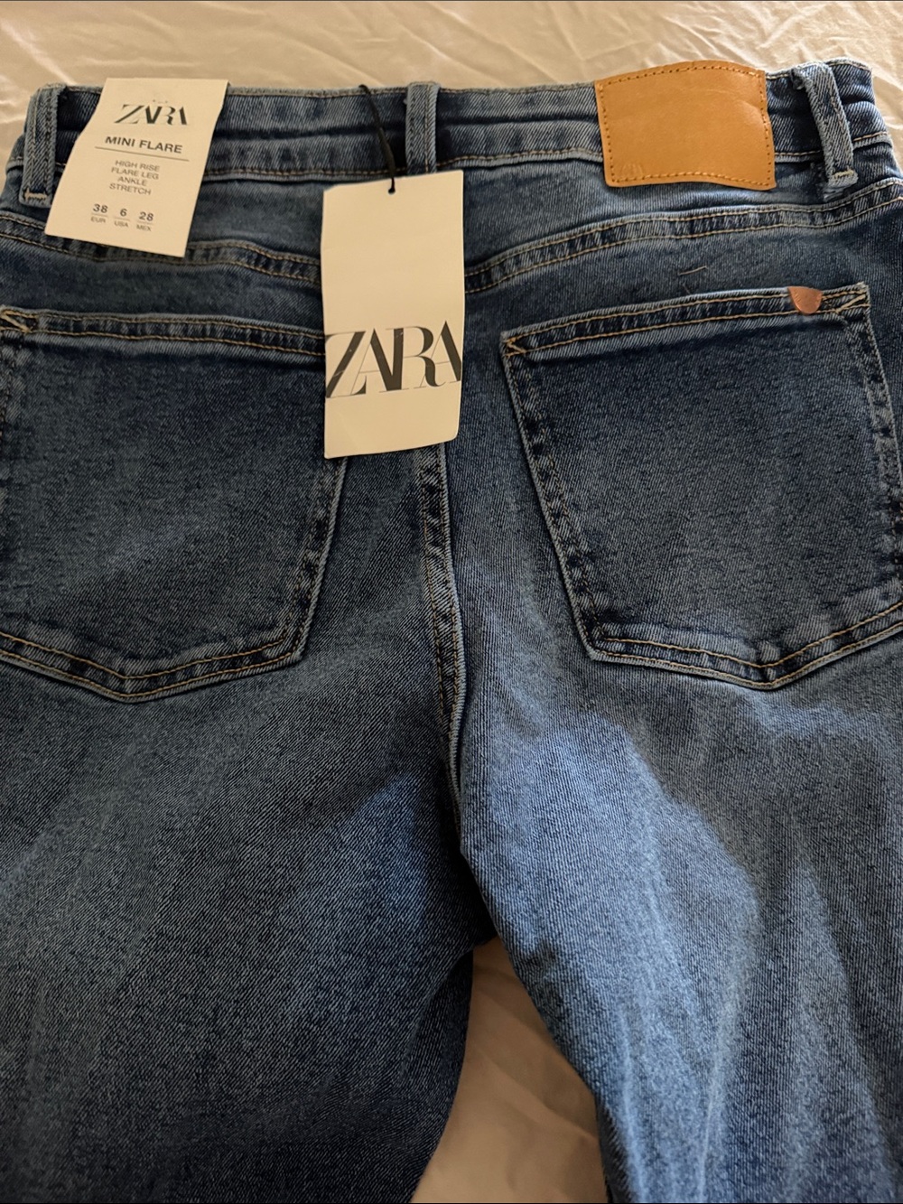 Zara Women's Medium-Dark Blue Bootcut Jeans